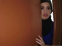 Arab Man Fuck old 2 Refugee in my Hotel Room for Sex