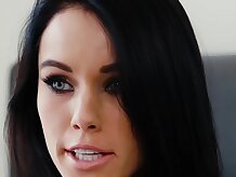 Rain de Megan le encanta comer College lesbianas culo