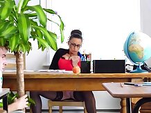 Brazzers - Hot Milf Profesora Jane es follada