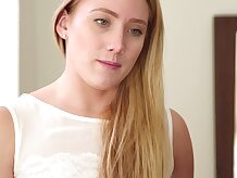 Nuevas sensaciones - Shane Diesel se folla a babysitter AJ Applegate