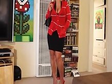 Milf cachonda pide una corrida Facial