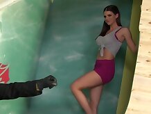 Brooklyn Chase consigue Ganbanged en Blowbang Interracial