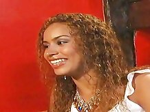 Natasha Brazil en viajar a Rio a un aficionado real brasileño